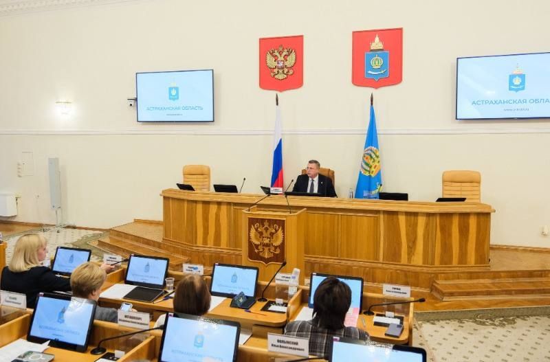 Астраханская область — лидер ЮФО по рождаемости в 2025 году