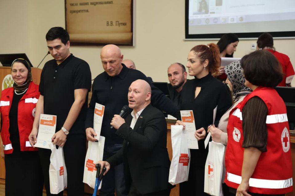 Сегодня Дагестанское региональное отделение «РКК» отметило день волонтеров