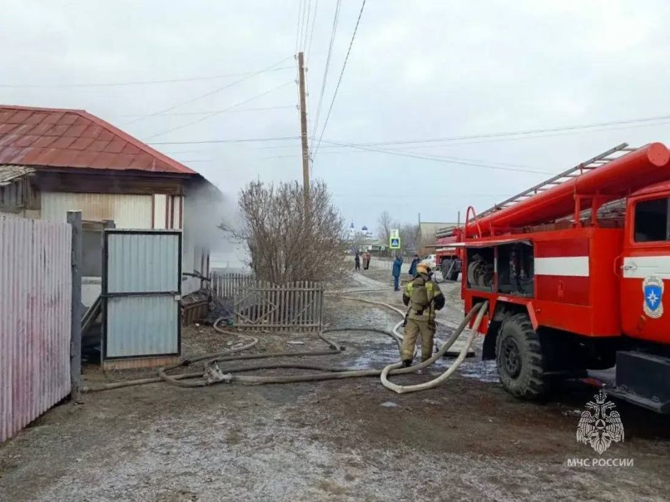 У многодетной семьи в Карталах произошёл пожар
