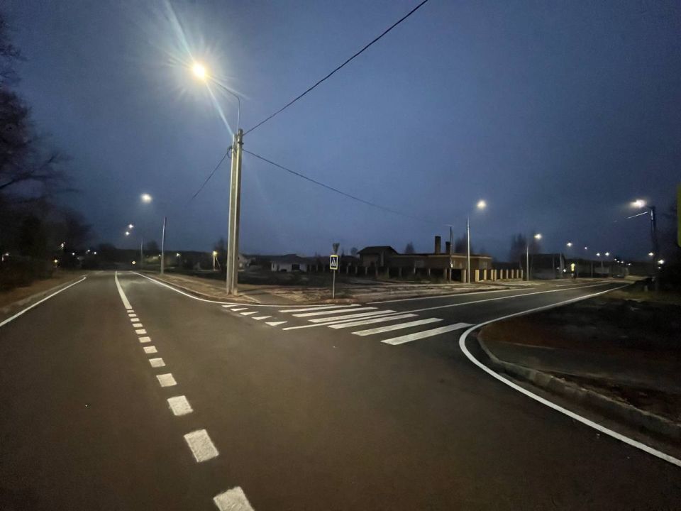 К участкам многодетных в Гусь-Хрустальном построили дорогу с освещением и парковкой