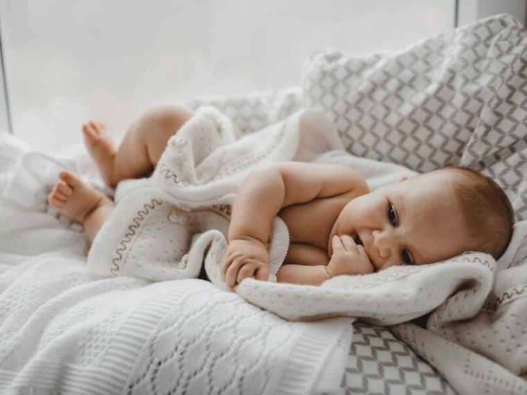 В Омской области утвердили масштабную программу по повышению рождаемости