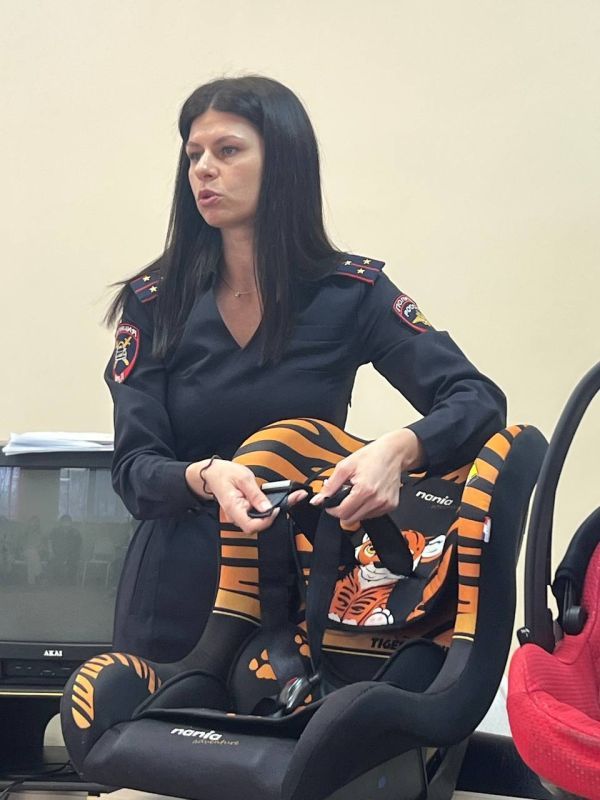 В перинатальном центре 8-й городской больницы поговорили о правилах безопасной перевозки малышей в автомобилях