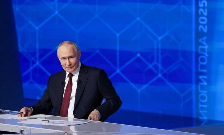 Владимир Путин пообещал усилить поддержку многодетных семей