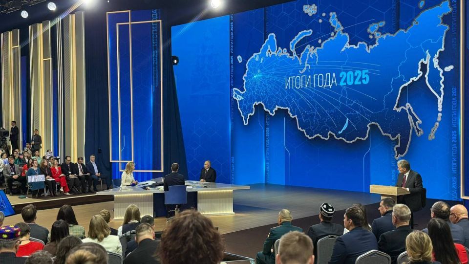 Владимир Путин: «Программа семейной ипотеки расширена для покупки вторичного жилья в регионах»