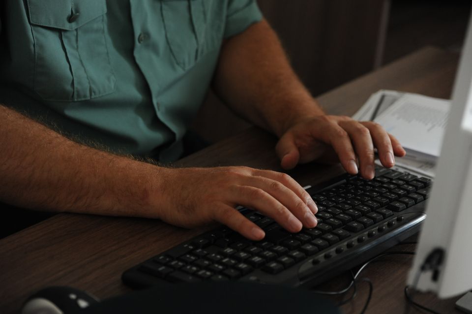 Работнику в Чечне выплатили пособие после проверки Гострудинспекции