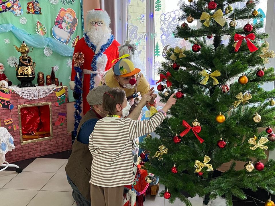 Когда до Нового года остаются считаные дни, чудо иногда приходит прямо в больничную палату