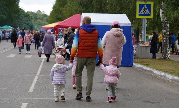В Госдуме готовят законопроект о поддержке отцов при рождении ребёнка