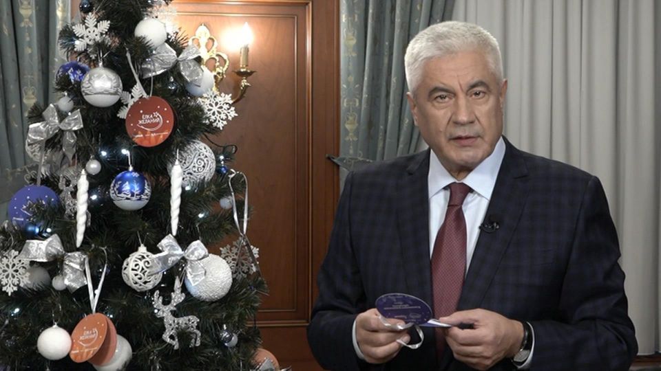 Заветные желания детей в рамках акции "Ёлка желаний" исполнил глава МВД России Владимир Колокольцев