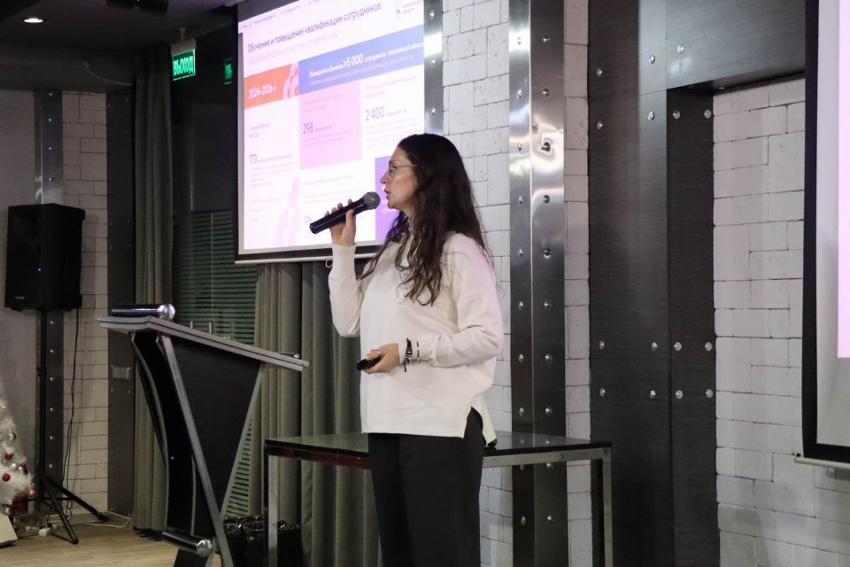 Почти 870 нижегородских семей в 2025 году получили адресную помощь в рамках программы профилактики социального сиротства