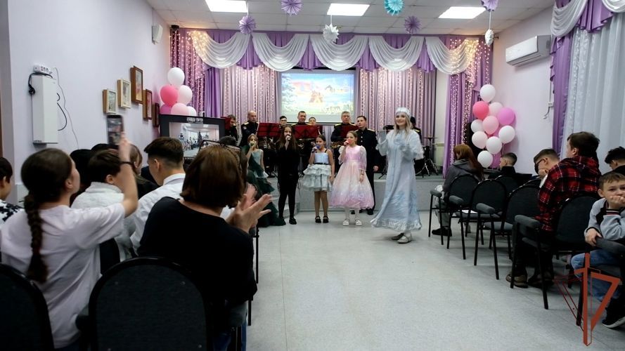 Росгвардия провела новогодний телемост для воспитанников детских домов Хабаровска и Луганска
