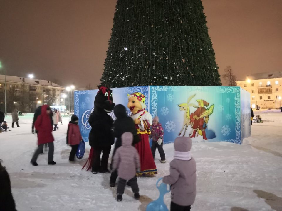 Врачи детской больницы Нижнего Тагила рассказали, как провести Новый год с детьми без травм и стресса