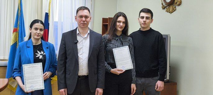 Две молодые семьи из Анадыря получили жилищные сертификаты!