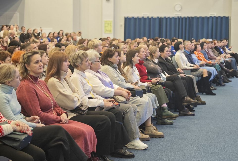 «Объединяя усилия – создаем будущее»: в Тверской области прошёл первый региональный родительский форум