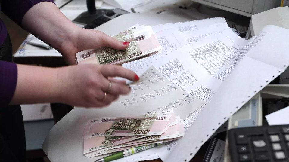 В Крыму детские пособия начислят досрочно