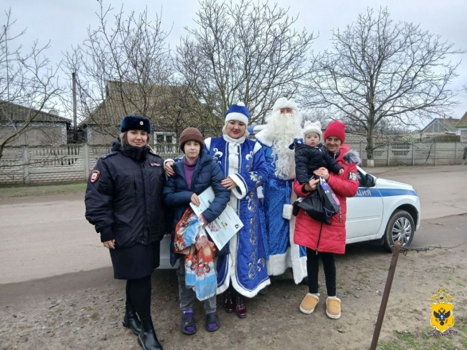 В гости к детям пришёл «Полицейский Дед Мороз»
