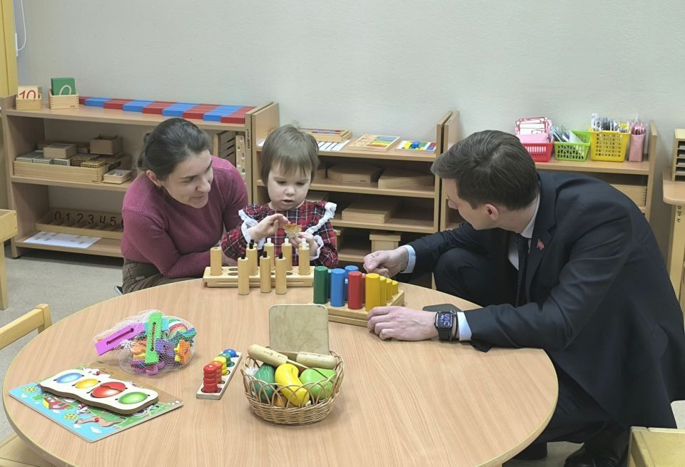 В Красноярске открыл свои двери первый в крае семейный МФЦ