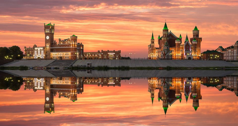 Работники Аппарата Госсобрания и члены Молодежного парламента поздравили воспитанников детского дома «Солнышко» с наступающим Новым годом