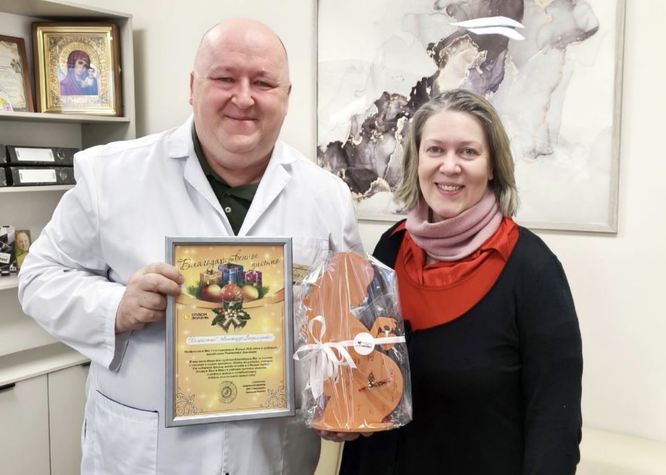 Новгородскому перинатальному центру преподнесли символический подарок