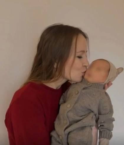 Врачи Ростовского перинатального центра спасли жизнь ещё не родившемуся ребёнку с тяжёлым резус-конфликтом