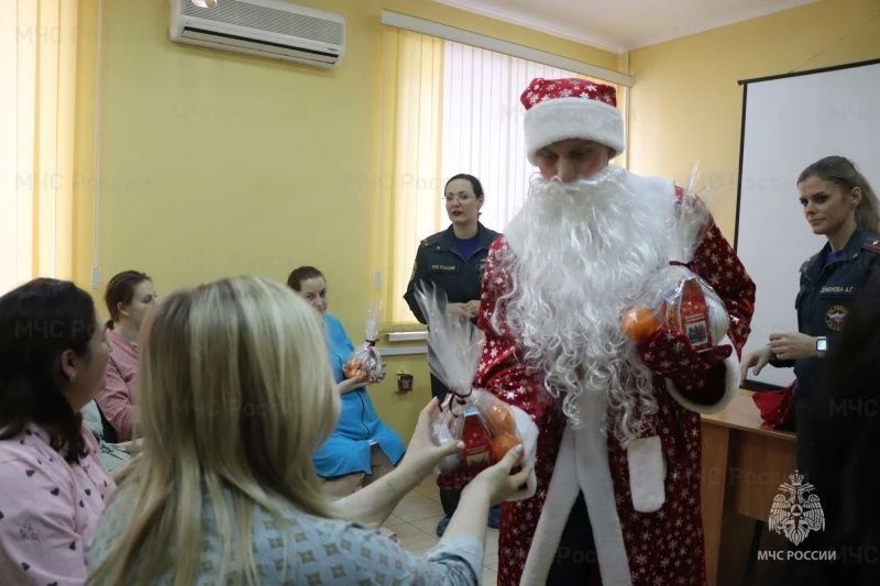 В Орле вручили пожарные извещатели молодым мамам