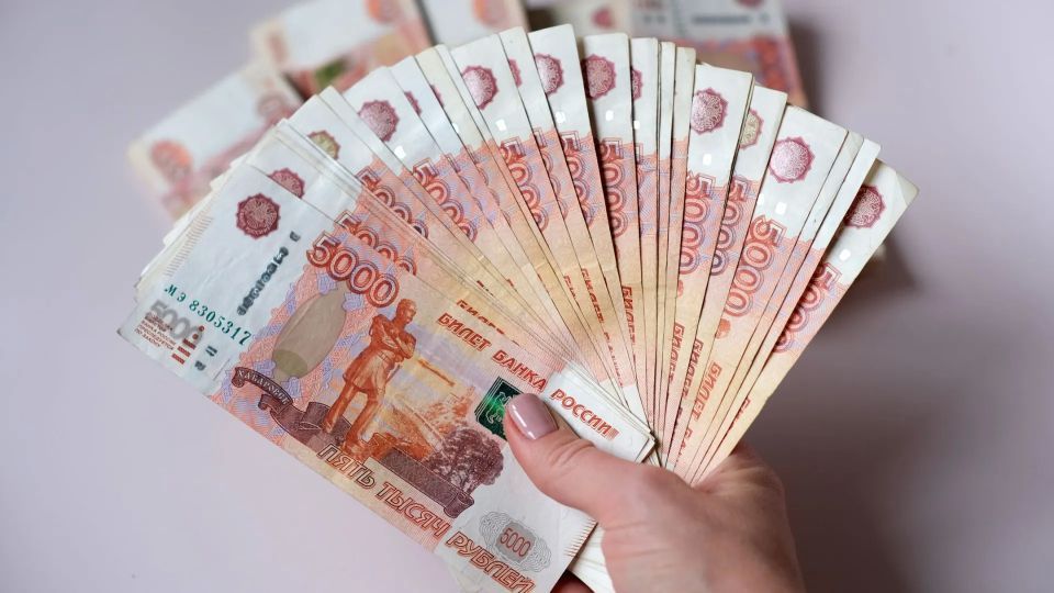 В ХМАО мигрантам за пять лет выплатили 23 млн рублей за рождение детей