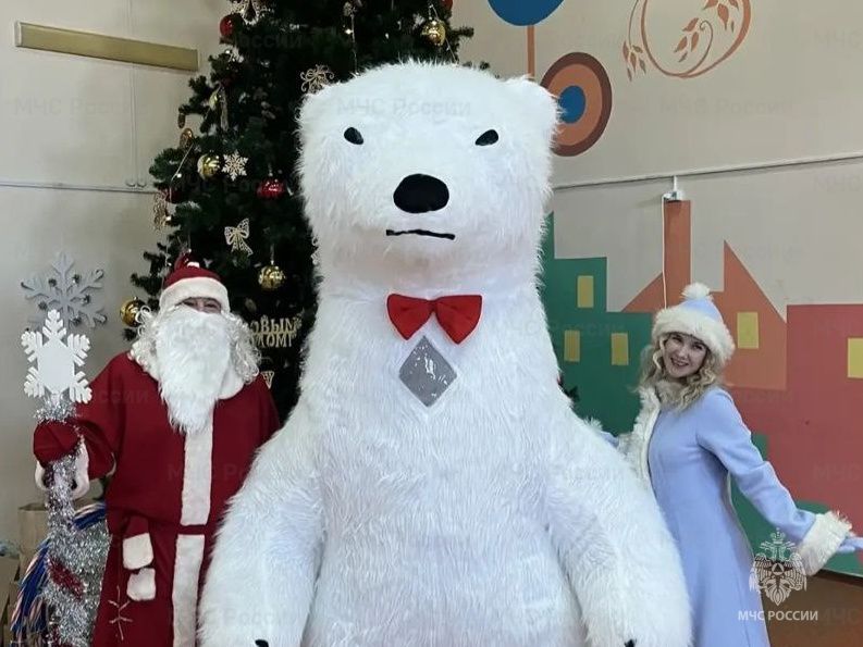 Новогоднее чудо для воспитанников детского дома