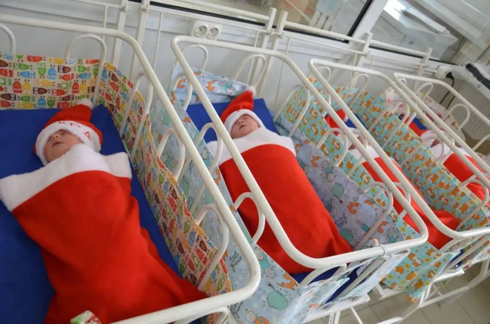 В новогоднюю ночь в Астрахани родились 12 детей