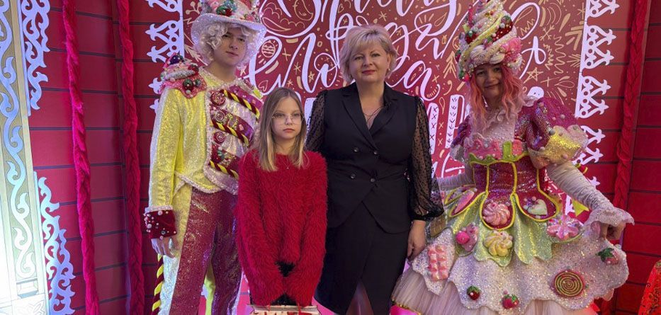 Министр социальной защиты и семейной политики Тамбовской области Марина Макова исполнила мечту маленькой Виталины