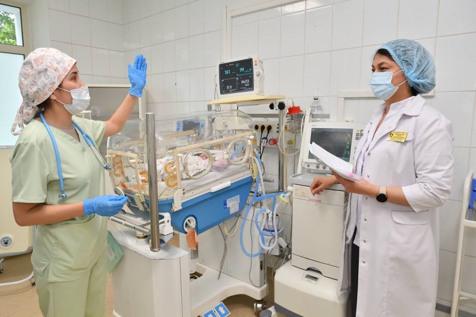 В Уфе врачи спасли жизнь матери и новорожденного при сложных родах