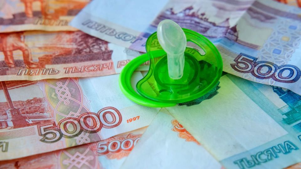 Ямальцам напомнили о правиле восьми МРОТ для получения детского пособия