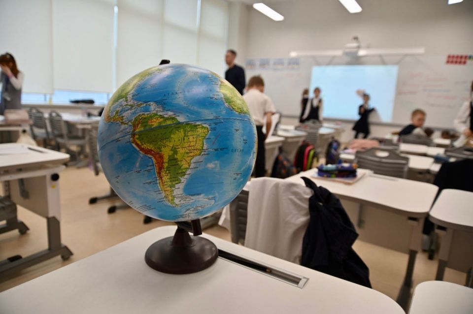 В 2026 году Свердловская область направит 148,5 млрд рублей на модернизацию и улучшение системы образования по инициативе губернатора Дениса Паслера