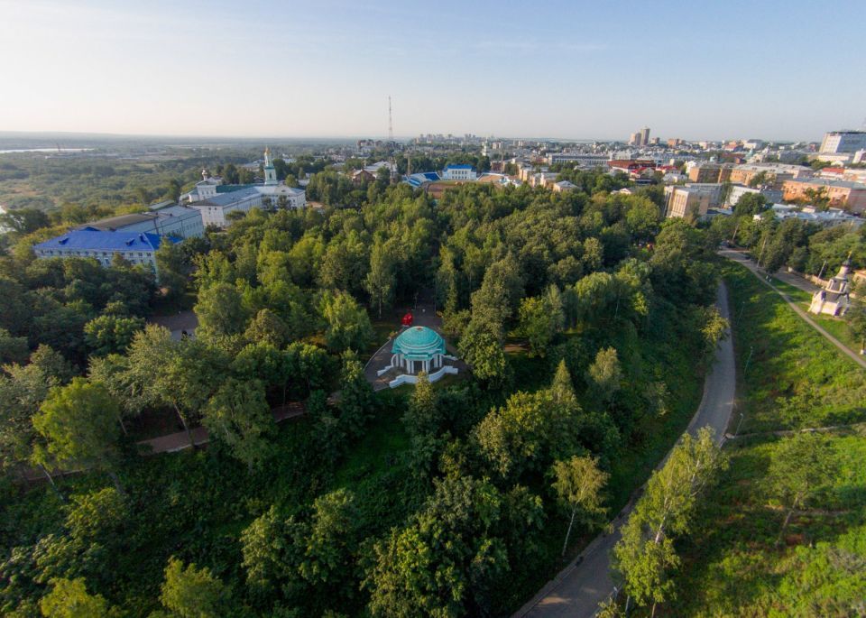 Александр Соколов даст молодым семьям жилье