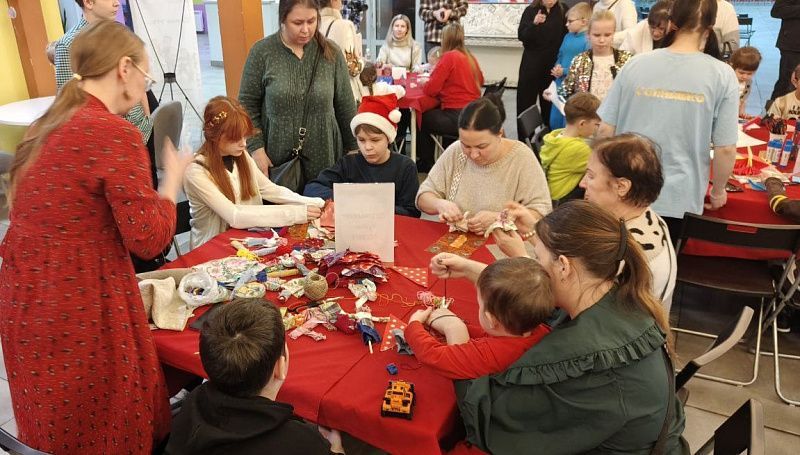 От Рождества до Крещения: в Архангельске прошла семейная встреча, посвященная северным традициям