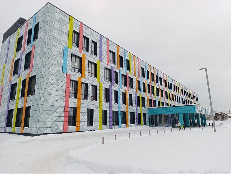 В Котласе начала работу новая детская поликлиника