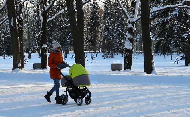 В Ленобласти и Петербурге увеличат единое пособие семьям с детьми и беременным