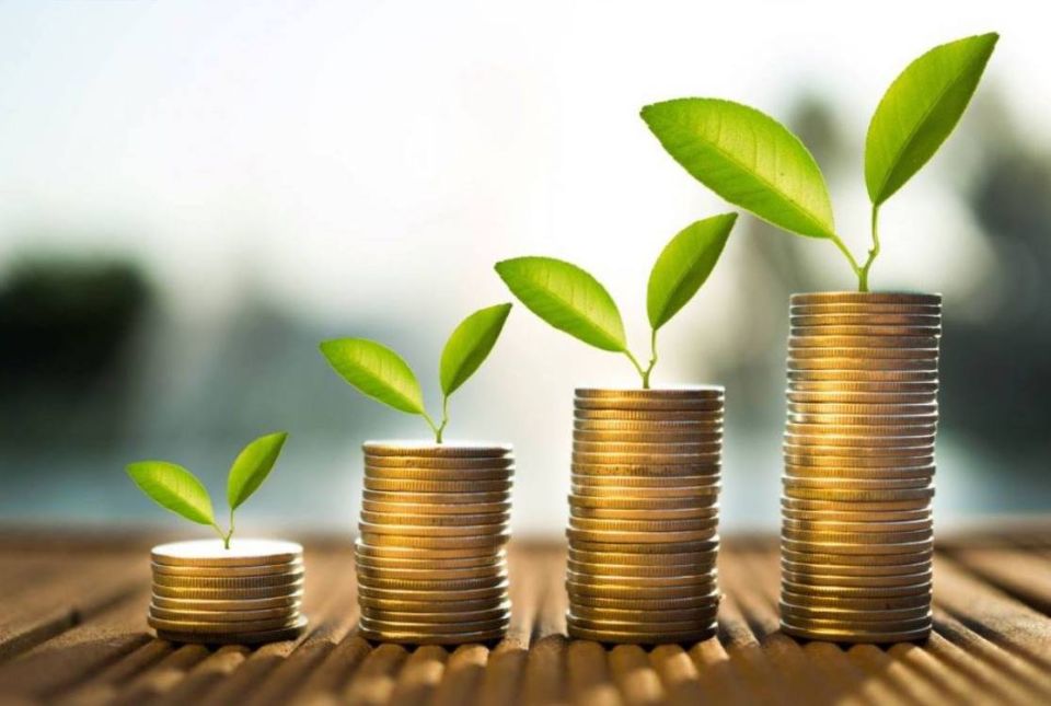 С 1 февраля более 40 социальных выплат и пособий проиндексируют на 5,6%, сообщает Минтруд