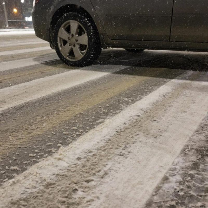 В Кызыле на пешеходном переходе сбили беременную женщину