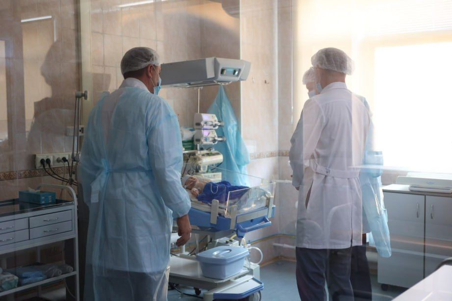 Губернатор Хабаровского края Дмитрий Демешин поручил усилить меры безопасности в роддомах и перинатальных центрах региона