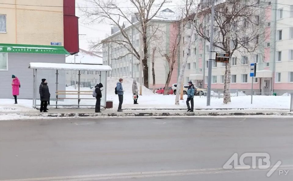"Неправильное" табло на остановке три недели не даёт покоя южносахалинцу