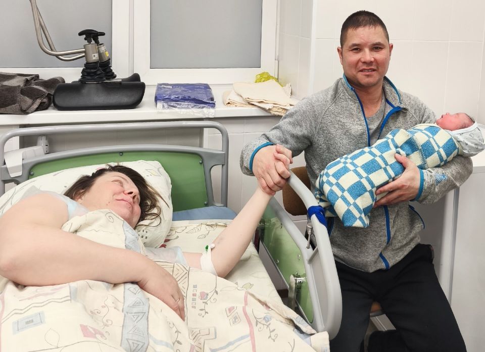 С начала 2026 года семь новгородок стали мамами в пятый раз