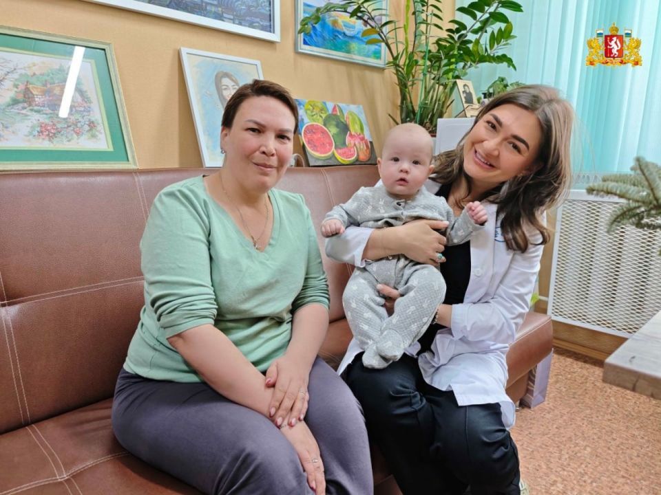 Онкология – не приговор: свердловские врачи помогают беременным женщинам с раком стать мамами