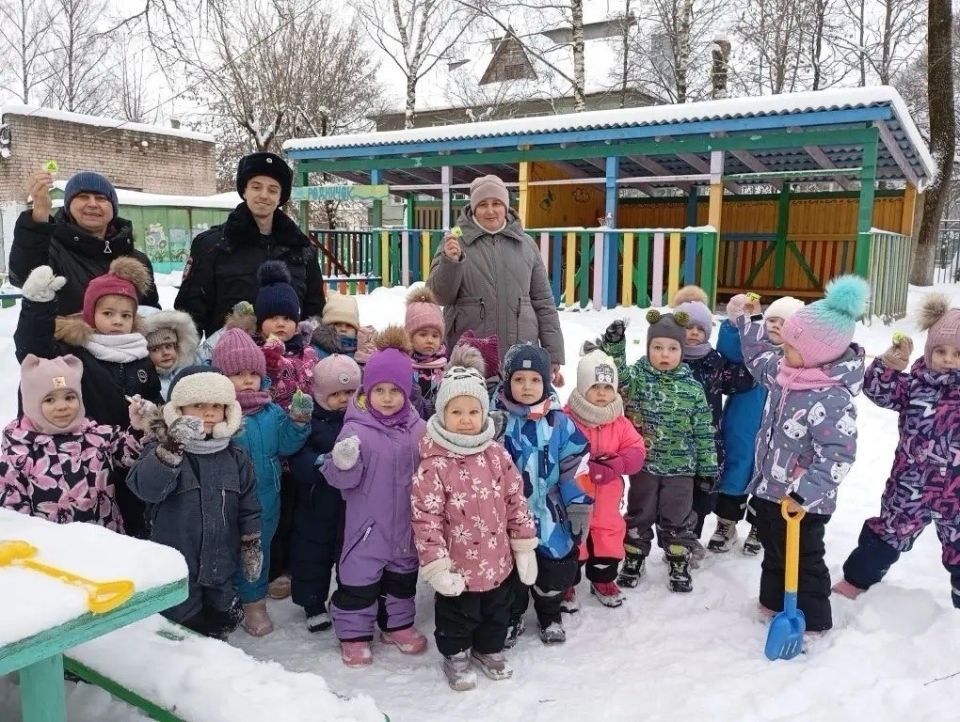 Госавтоинспекция города Торжка провела уроки безопасности для воспитанников «Центра образования»