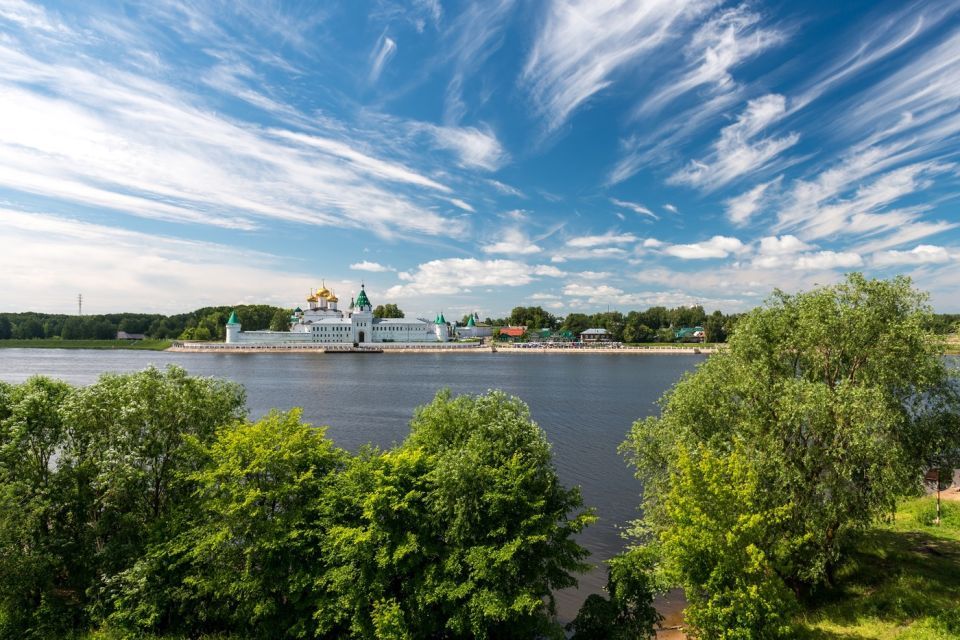 В Костроме полицейские отдела по вопросам миграции выявили два факта фиктивной регистрации