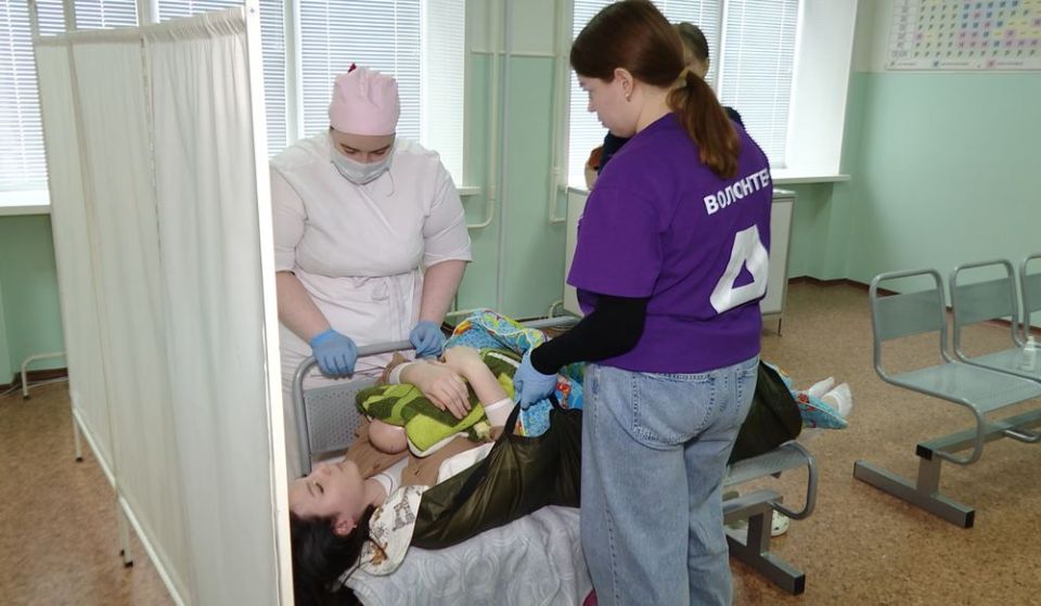 Роды в самолёте: в Нижнекамске стартовал чемпионат профмастерства среди будущих акушеров