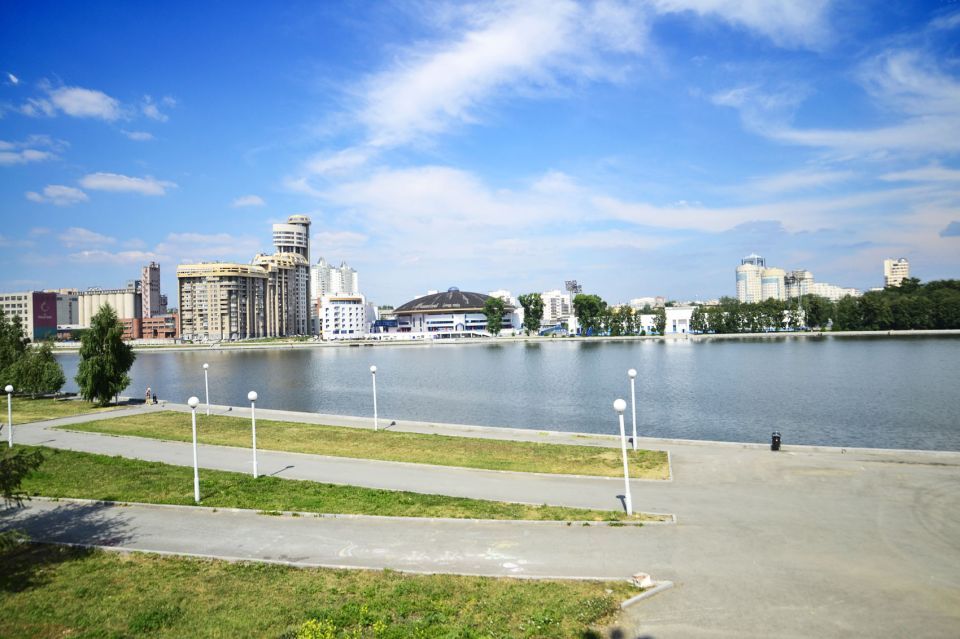 Врачи выездной поликлиники Областной детской больницы осмотрели в 2025 году 51 тысячу юных жителей разных районов региона