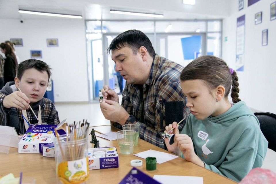 В Госдуме предложили сократить рабочую неделю для многодетных родителей