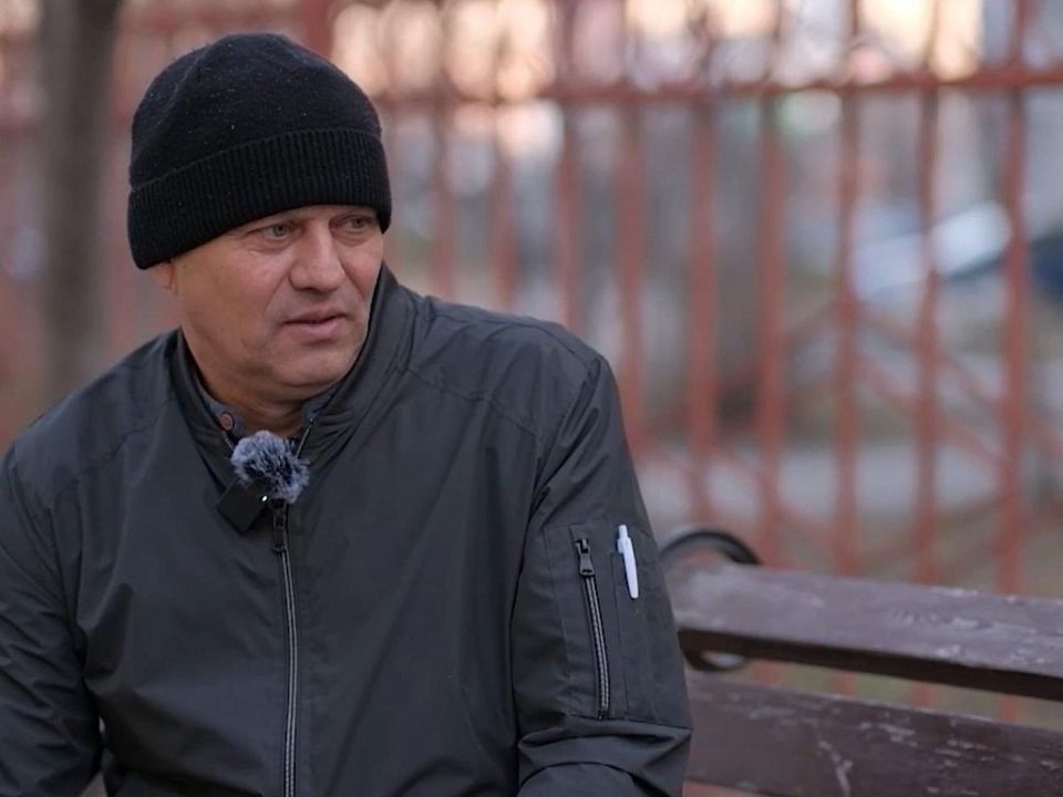 Работник детской поликлиники в Челябинске помогает фронту и всем вокруг