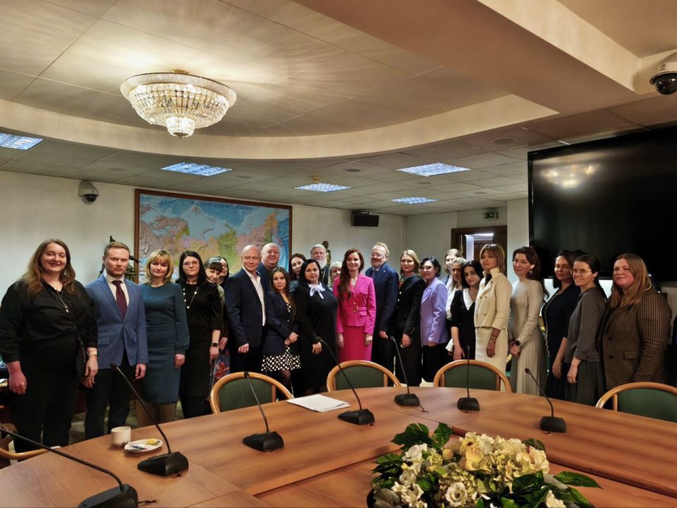 В Госдуме обсудили опыт реализации пилотного проекта по стимулированию рождаемости в Новгородской области