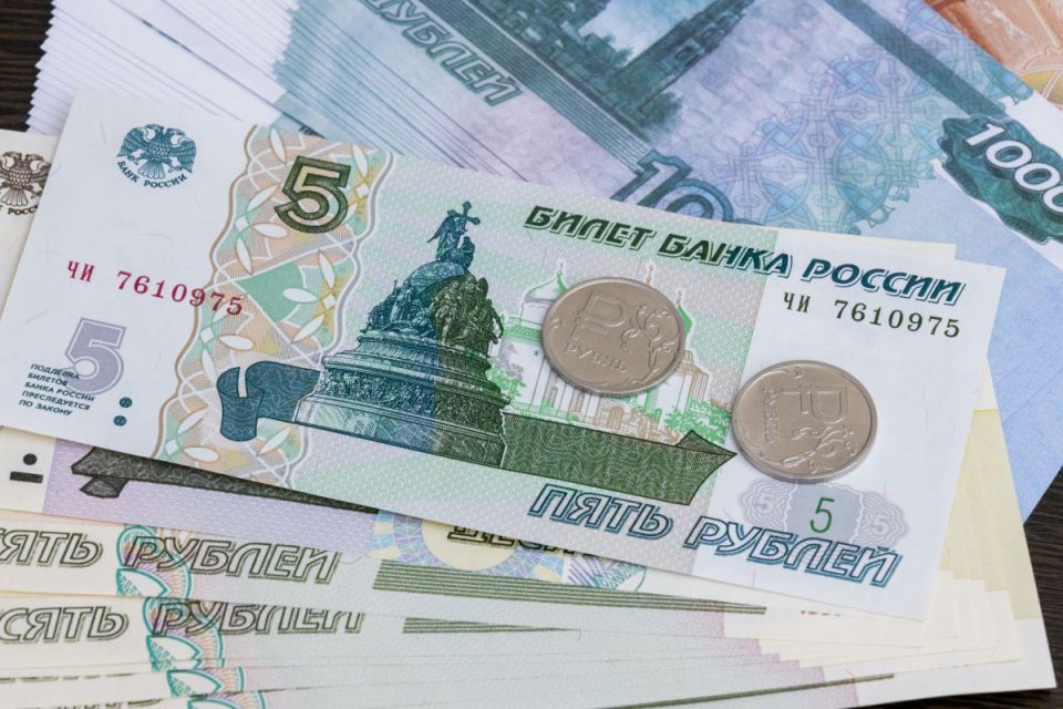 С 1 февраля социальные выплаты в Челябинской области увеличатся на 5,6%