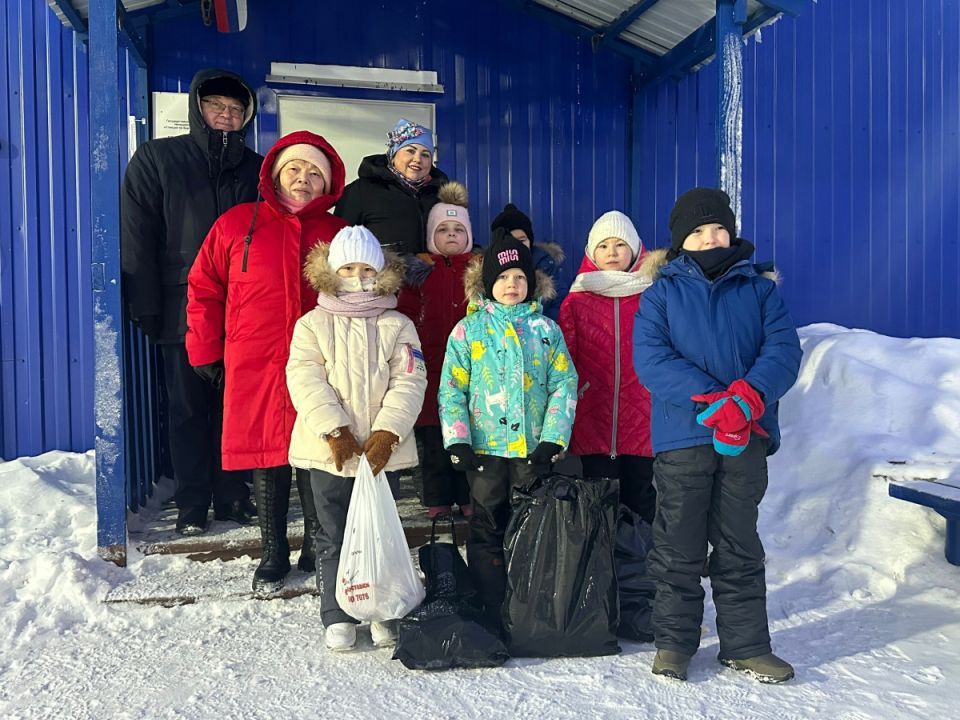 Воспитанники детского дома навестили животных приюта СББЖ